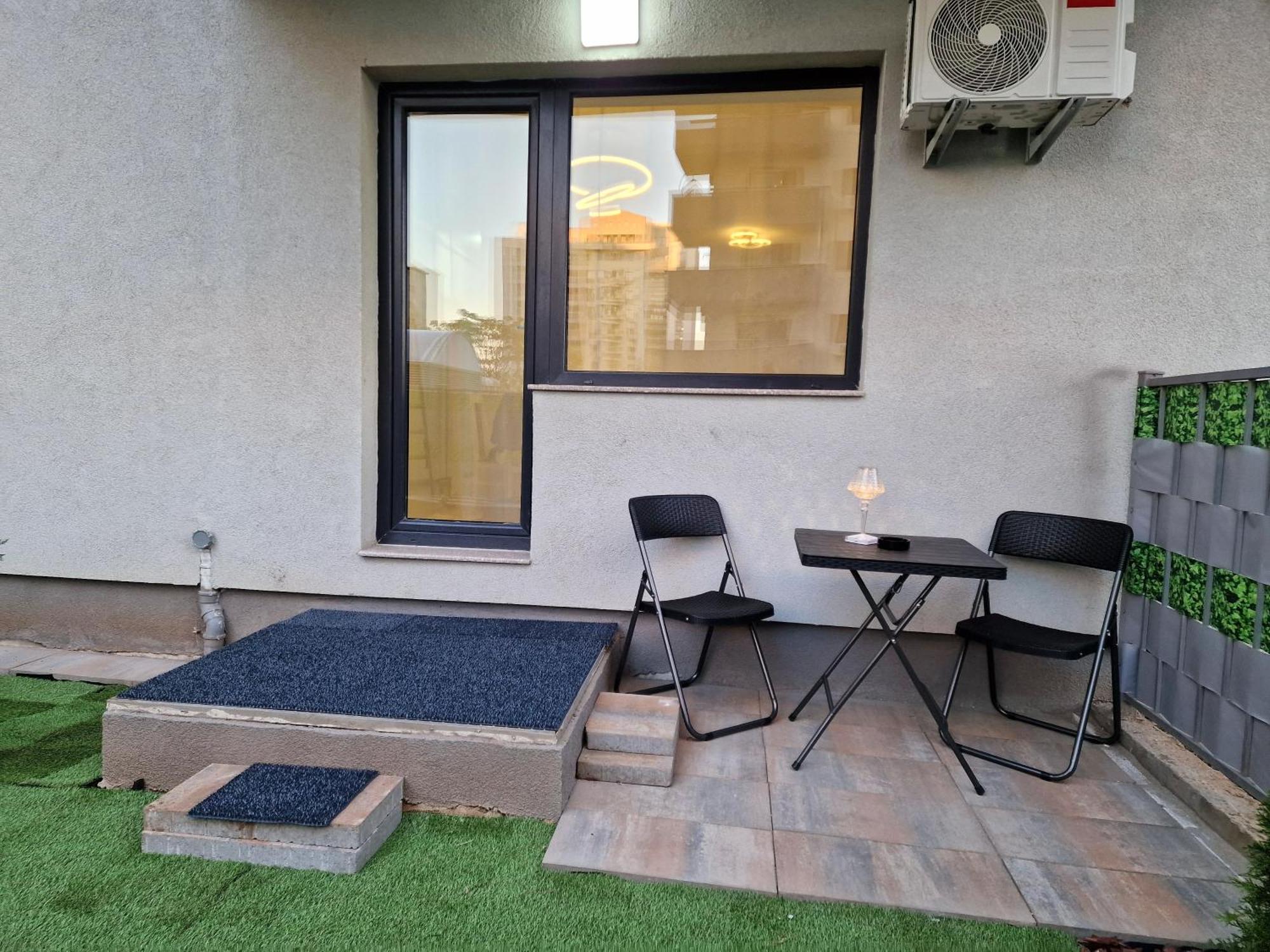 Studio&Garden! Roşu Exterior foto